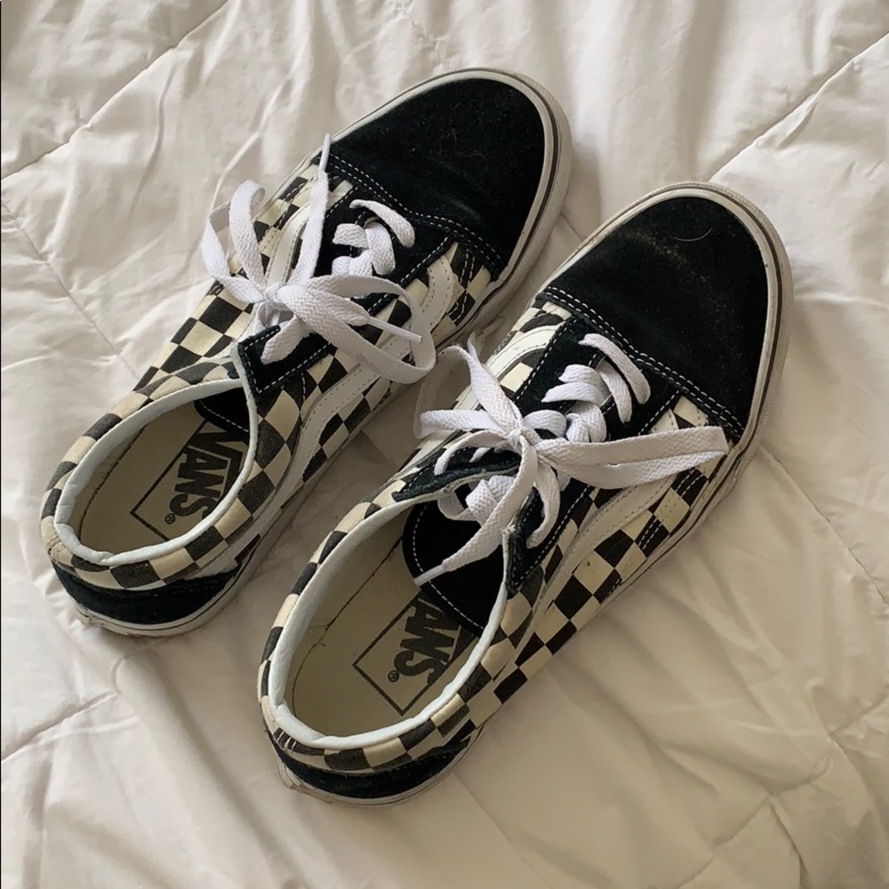 Vans old skool low checkered. women’s size 7.5